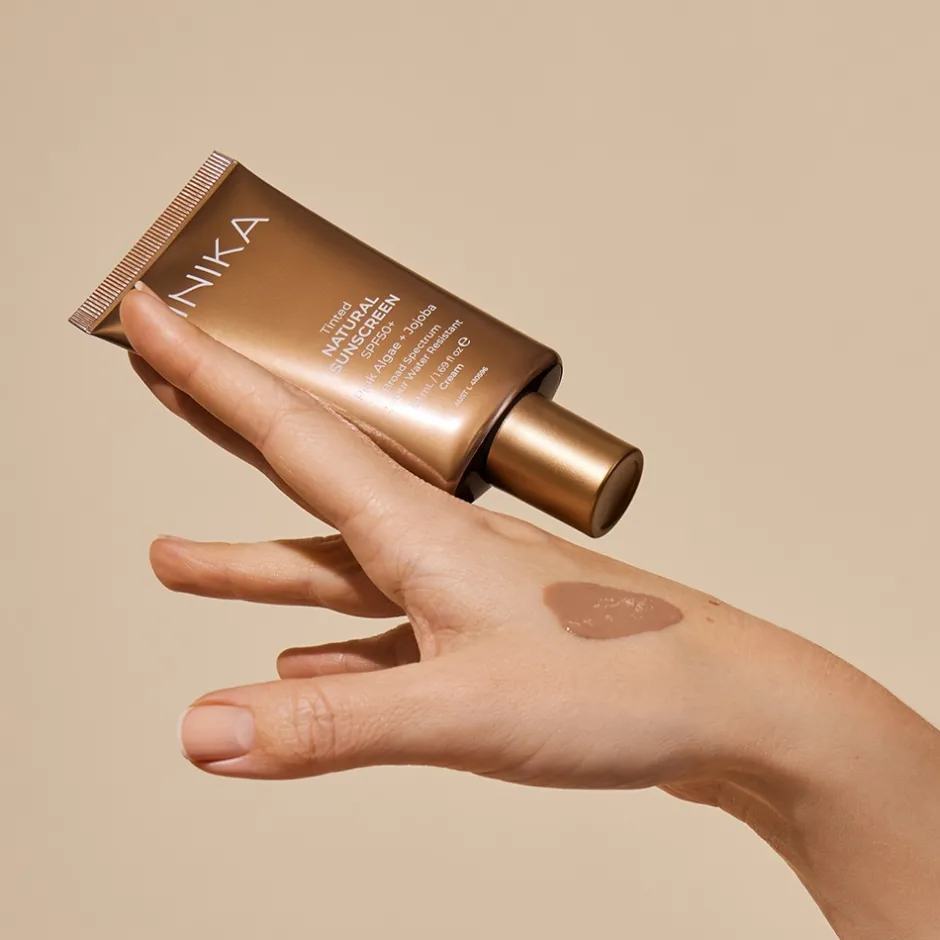 INIKA Zonnebrand | Zelfbruining*Getinte Natuurlijke Zonnebrandcrème SPF50+ - 50ml
