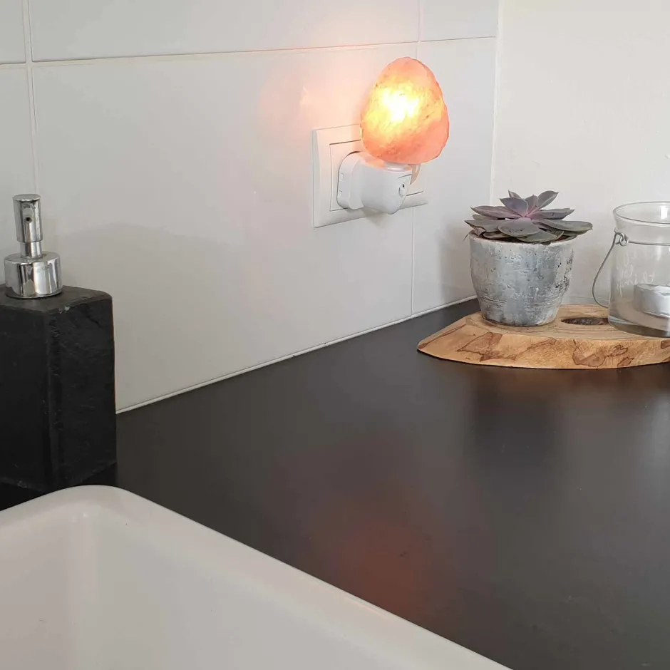 SelNature Stress | Nachtrust*Himalayazout nachtlamp voor stopcontact - Rotsje